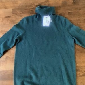 Calvin Klein black knit dress with bell sleeves. Size medium !